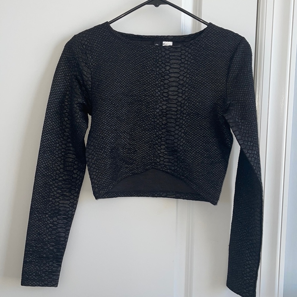 Snake Skin Black Crop Top